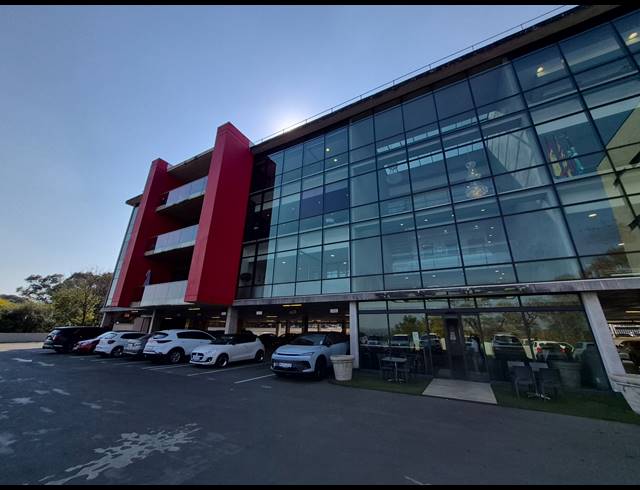 117M² OFFICE TO LET IN DUNKELD